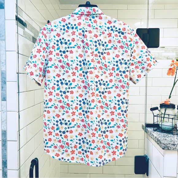 J.Crew Short-sleeve Secret Wash cotton poplin Shirt White/floral print Sz. M - Picture 10 of 10